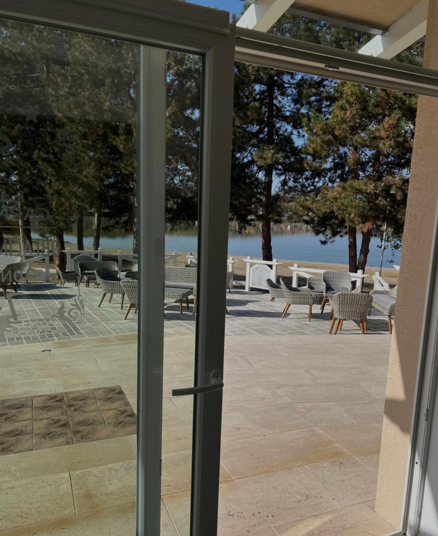 Garni Hotel Oblacinsko Jezero Oblacina Extérieur photo