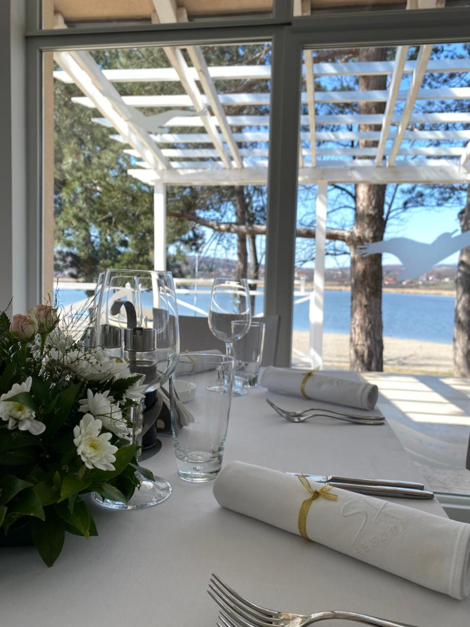Garni Hotel Oblacinsko Jezero Oblacina Extérieur photo